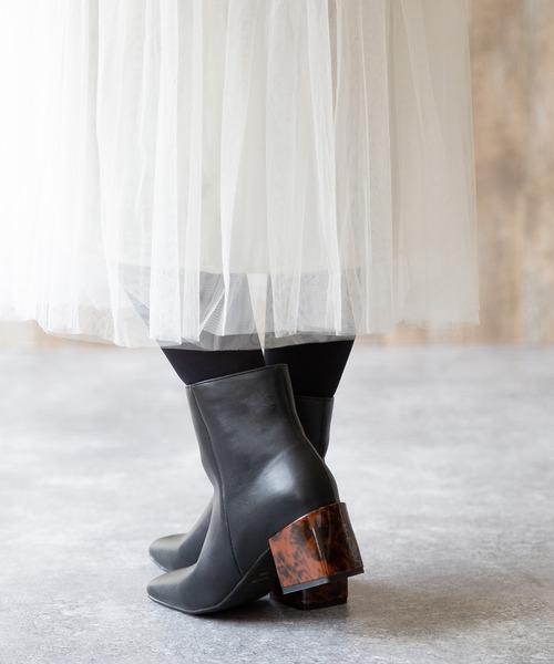 menue(メヌエ)の「ブロックヒール スクエアトゥブーツ(ブーツ・レディース・ブラック/ブラウン/アイボリー・LL/3L/S/M/L/XS)」の11枚目の写真