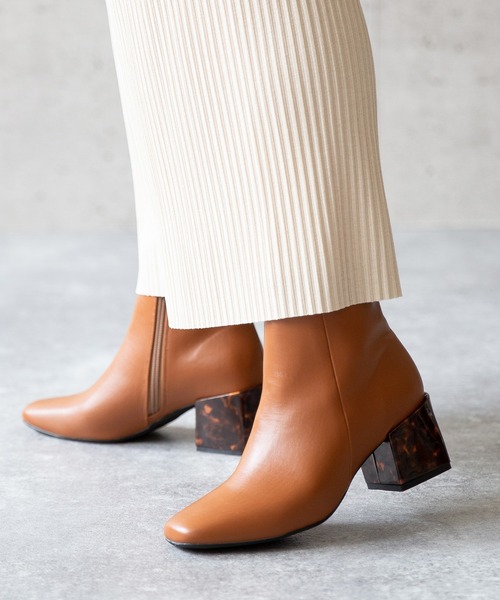 menue(メヌエ)の「ブロックヒール スクエアトゥブーツ(ブーツ・レディース・ブラック/ブラウン/アイボリー・LL/3L/S/M/L/XS)」の6枚目の写真
