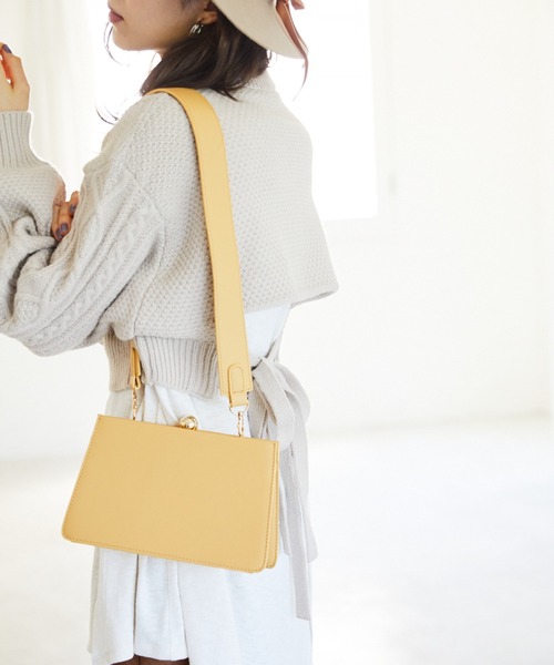 Heather(ヘザー)の「ボールガマグチBAG 919957(ショルダーバッグ・レディース・アイボリー/ブラック/イエロー・ONESIZE)」の1枚目の写真