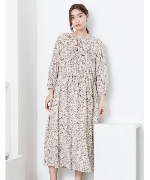 POU DOU DOU(プードゥドゥ)の「シャーリングワンピース(ワンピース・レディース・アイボリー/ブラック・3)」の5枚目の写真