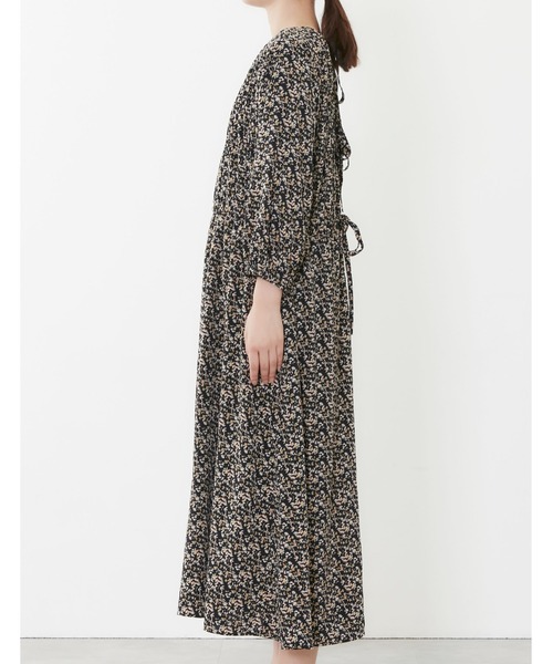 POU DOU DOU(プードゥドゥ)の「シャーリングワンピース(ワンピース・レディース・アイボリー/ブラック・3)」の13枚目の写真