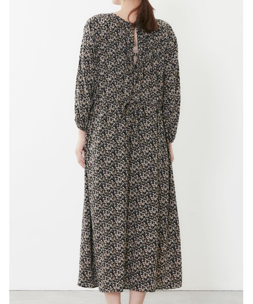 POU DOU DOU(プードゥドゥ)の「シャーリングワンピース(ワンピース・レディース・アイボリー/ブラック・3)」の14枚目の写真