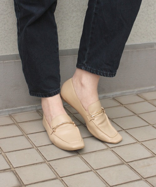 EVOL（イーボル）の「【EVOL】スクエアソフトローファーIQ9453(IT9913)（ローファー・レディース・アイボリー/ベージュ/ブラック/ダークブラウン/ダークベージュ・23.0cm/23.5cm/24.5cm/24.0cm）」の22枚目の写真