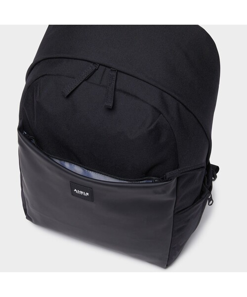 AIGLE(エーグル)の「アーバン バックパック(バックパック/リュック・レディース・ブラック/ダークブルー/モスグリーン/ダークネイビー・FREE)」の10枚目の写真