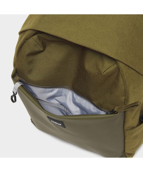 AIGLE(エーグル)の「アーバン バックパック(バックパック/リュック・レディース・ブラック/ダークブルー/モスグリーン/ダークネイビー・FREE)」の22枚目の写真