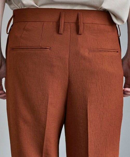 UNITED TOKYO（ユナイテッドトウキョウ）の「クレープワイドスラックス（スラックス・メンズ・ブラック/ブラウン・2/1/3）」の22枚目の写真