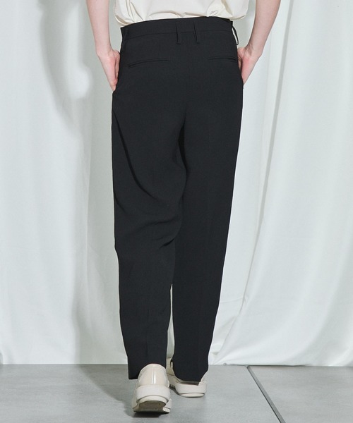 UNITED TOKYO（ユナイテッドトウキョウ）の「クレープワイドスラックス（スラックス・メンズ・ブラック/ブラウン・2/1/3）」の7枚目の写真