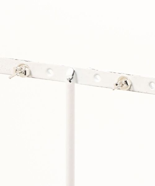 SERGE THORAVAL（セルジュトラヴァル）の「Serge Thoraval/L’Amour qui n’est pas un mot 愛は言葉じゃない ピアス（ピアス（両耳用）・レディース・シルバー・FREE）」の2枚目の写真