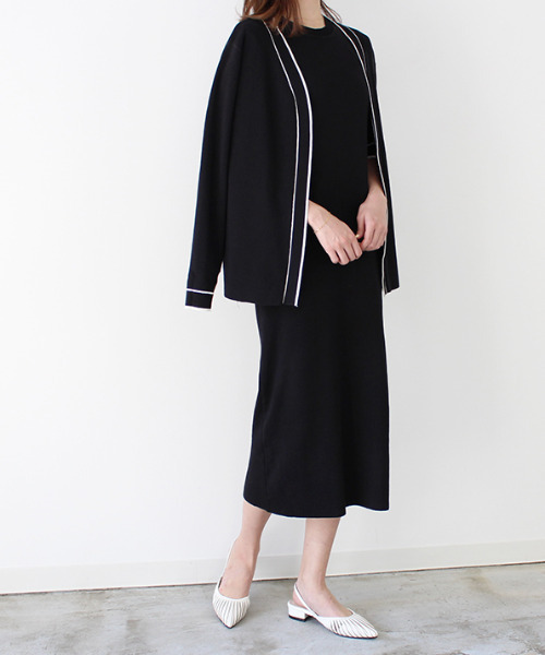 MODE ROBE(モードローブ)の「配色ワンピース&カーディガンセット(ワンピース・レディース・ホワイト/ブラック・FREE)」の6枚目の写真