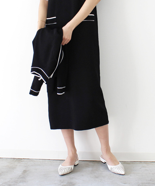 MODE ROBE(モードローブ)の「配色ワンピース&カーディガンセット(ワンピース・レディース・ホワイト/ブラック・FREE)」の10枚目の写真