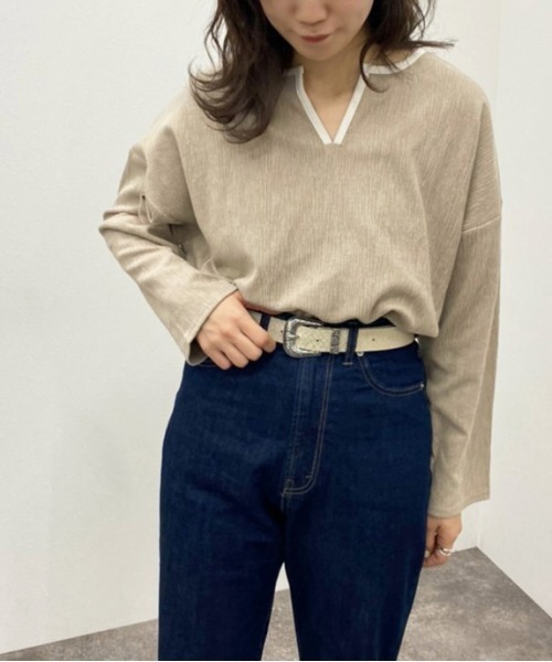 apres jour mignon(アプレジュールミニョン)の「楊柳カットキーネックトップス 【ZOZOTOWN限定アイテム】(Tシャツ/カットソー・レディース・アイボリー/カーキ/グレイッシュベージュ・X-LARGE/フリー)」の4枚目の写真