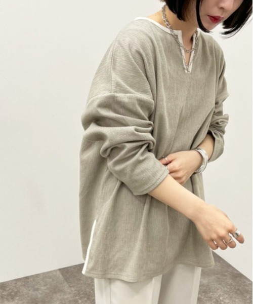 apres jour mignon(アプレジュールミニョン)の「楊柳カットキーネックトップス 【ZOZOTOWN限定アイテム】(Tシャツ/カットソー・レディース・アイボリー/カーキ/グレイッシュベージュ・X-LARGE/フリー)」の14枚目の写真