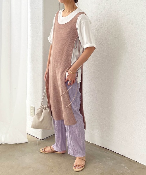 Shelly island（シェリーアイランド）の「テープヤーンロングジレ/ロングベスト（ニット/セーター・レディース・ホワイト/モカ・FREE）」の4枚目の写真