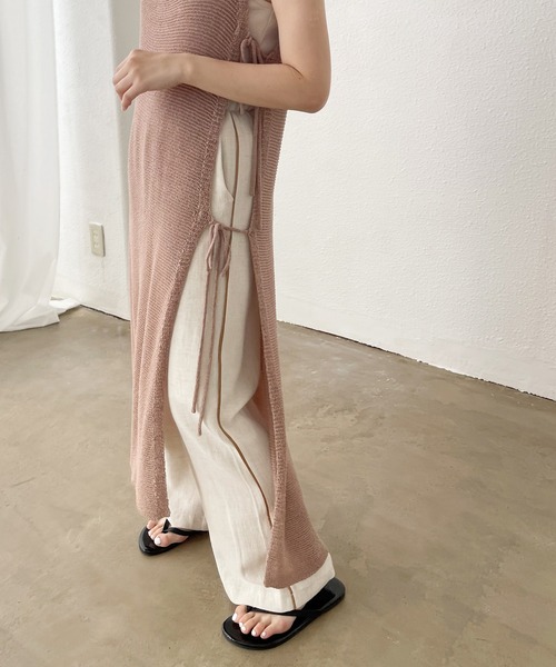 Shelly island（シェリーアイランド）の「テープヤーンロングジレ/ロングベスト（ニット/セーター・レディース・ホワイト/モカ・FREE）」の16枚目の写真