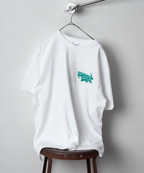 MAHAGRID（マハグリッド）の「【mahagrid/マハグリッド】 SANSKRIT LOGO TEE（Tシャツ/カットソー・メンズ・ネイビー/ホワイト/パープル・X-LARGE/MEDIUM/LARGE/SMALL）」の9枚目の写真