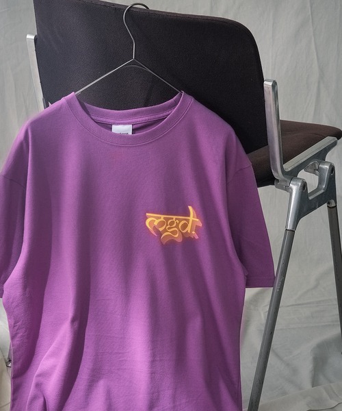 MAHAGRID（マハグリッド）の「【mahagrid/マハグリッド】 SANSKRIT LOGO TEE（Tシャツ/カットソー・メンズ・ネイビー/ホワイト/パープル・X-LARGE/MEDIUM/LARGE/SMALL）」の6枚目の写真