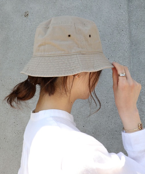 newhattan（ニューハッタン）の「newhattan/コットンバケットハット（ハット・メンズ・ブラック系その他/インディゴブルー/ブラック/カーキ/オフホワイト/ライトブルー/ホワイト/デザートカモ/カモフラージュ/ネイビー/ダークグリーン/バーガンディー・FREE/SMALL）」の8枚目の写真