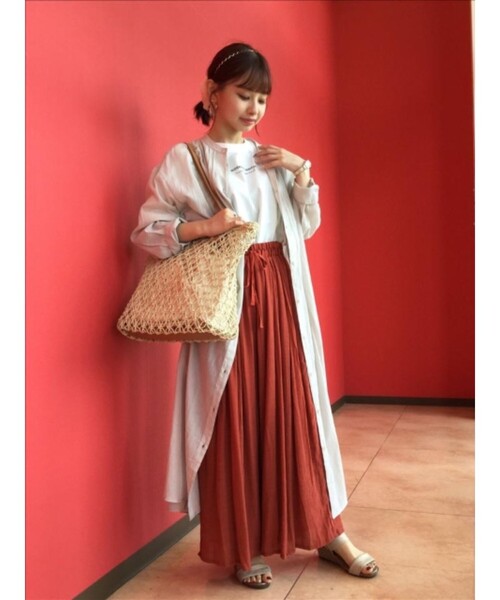 SHOO・LA・RUE（シューラルー）の「◆【S-3L】綿シフォンピンタックワンピース（ワンピース・レディース・ライトブルー/ブラック/ナチュラル/ライトオレンジ系・01/02/03/04/05）」の16枚目の写真