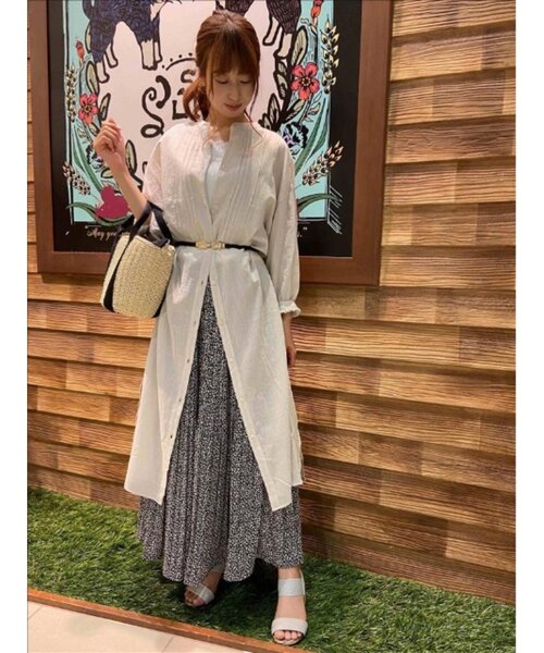 SHOO・LA・RUE（シューラルー）の「◆【S-3L】綿シフォンピンタックワンピース（ワンピース・レディース・ライトブルー/ブラック/ナチュラル/ライトオレンジ系・01/02/03/04/05）」の18枚目の写真