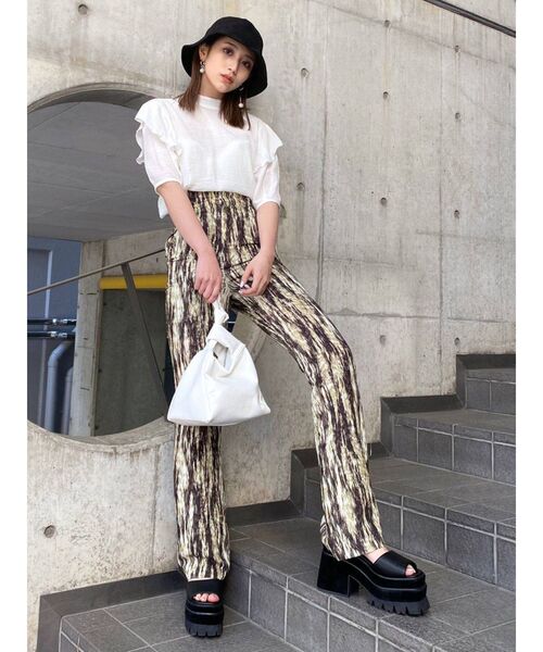 EMODA(エモダ)の「バルキードッキングシューズ(サンダル・レディース・ブラック/ベージュ・SMALL/MEDIUM/LARGE)」の7枚目の写真