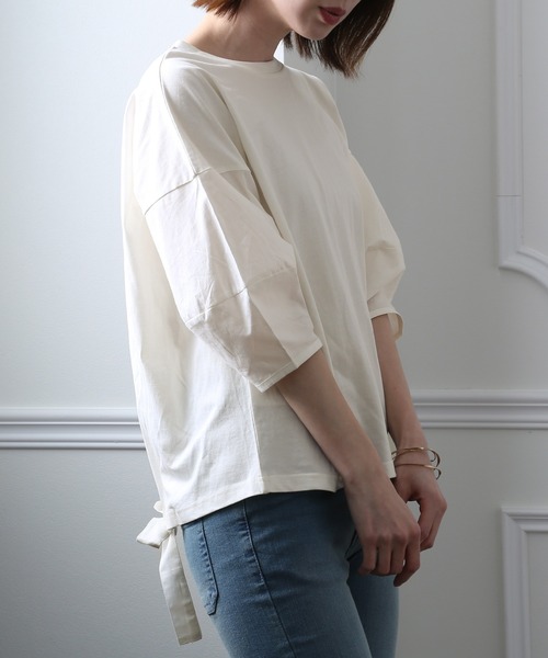 ElegChic(エレグシック)の「バックリボンコットントップス(Tシャツ/カットソー・レディース・ブラック/オフホワイト/モカ・M/4L/XL)」の2枚目の写真