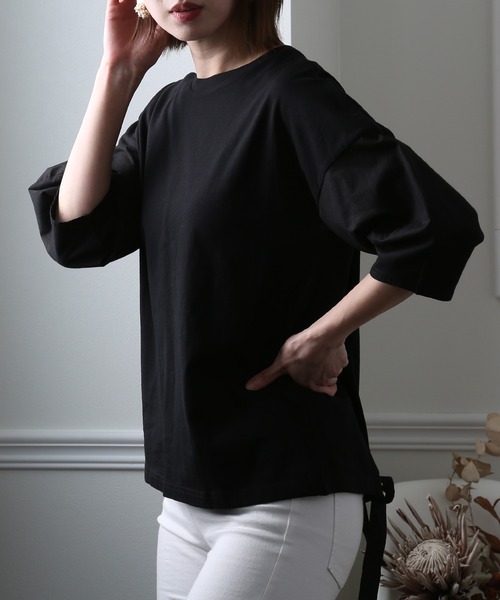 ElegChic(エレグシック)の「バックリボンコットントップス(Tシャツ/カットソー・レディース・ブラック/オフホワイト/モカ・M/4L/XL)」の1枚目の写真