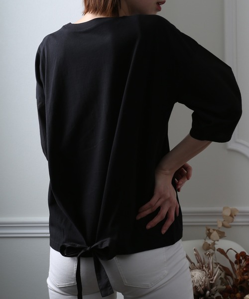 ElegChic(エレグシック)の「バックリボンコットントップス(Tシャツ/カットソー・レディース・ブラック/オフホワイト/モカ・M/4L/XL)」の6枚目の写真