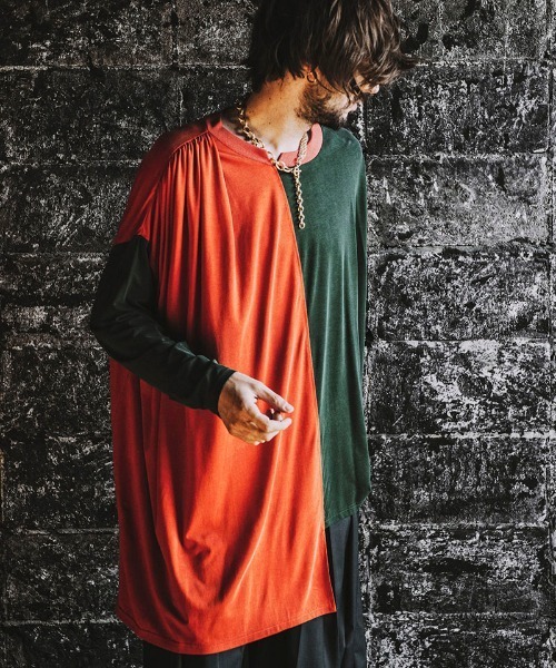 NO ID.(ノーアイディ)の「mlt3465-アシンメトリーギャザーBIG-PO プルオーバー(Tシャツ/カットソー・メンズ・ホワイト/オレンジ/ブルー/ブラック・ONE SIZE)」の5枚目の写真
