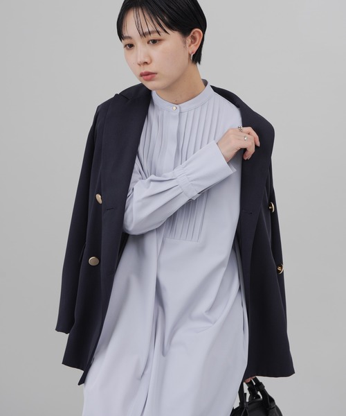Aunt Marie's(アントマリーズ)の「ショルダータックピンタックシャツワンピース(ワンピース・レディース・ベージュ/アイボリー/ブラック/ナチュラル/ブルー・FREE)」の11枚目の写真