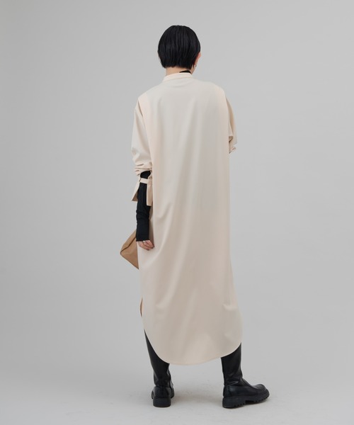 Aunt Marie's(アントマリーズ)の「ショルダータックピンタックシャツワンピース(ワンピース・レディース・ベージュ/アイボリー/ブラック/ナチュラル/ブルー・FREE)」の15枚目の写真
