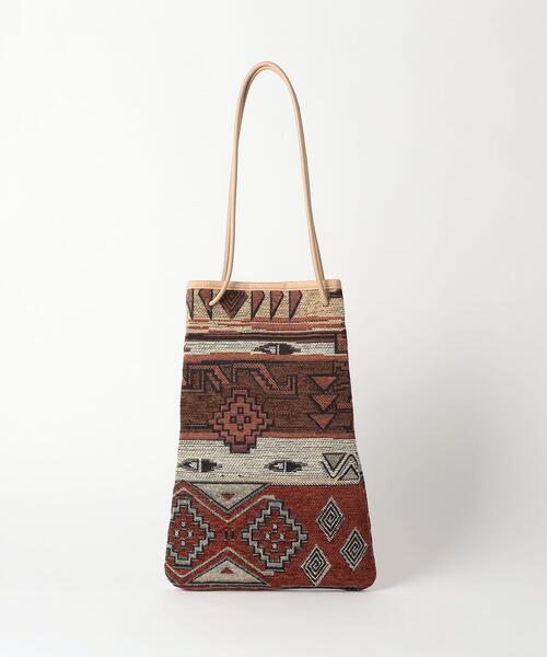 green label relaxing（グリーンレーベルリラクシング）の「トール ジャカード ドロスト ハンド ショルダー 2WAY バッグ（ショルダーバッグ・レディース・ブラック/ブラウン/ライム・FREE）」の2枚目の写真