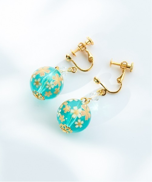 Sakka(サッカ)の「イヤリング 転写玉(イヤリング・レディース・ホワイト/ブルー/ピンク/パープル・FREE)」の3枚目の写真