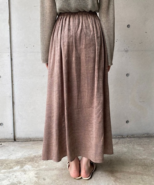 CAPRICIEUX LE'MAGE(カプリシューレマージュ)の「モザイクピーチタッチフレアスカート(スカート・レディース・ベージュ/ブラウン/アイボリー・FREE)」の12枚目の写真