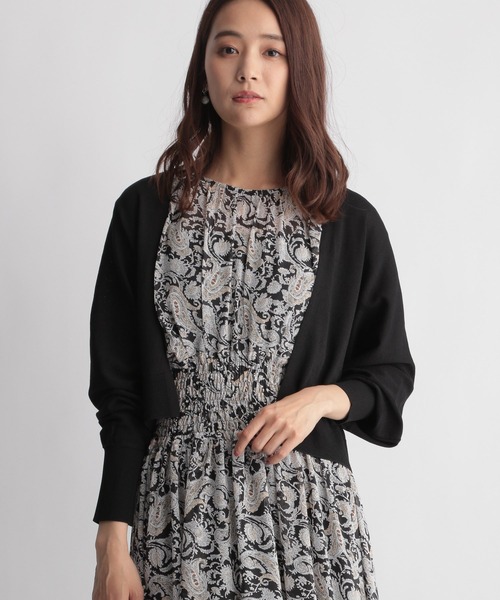 Andemiu（アンデミュウ）の「【UVイージーケア】キナガシショートカーディガン215526（カーディガン/ボレロ・レディース・ブラック/ライトグレー/モカ・FREE）」の2枚目の写真