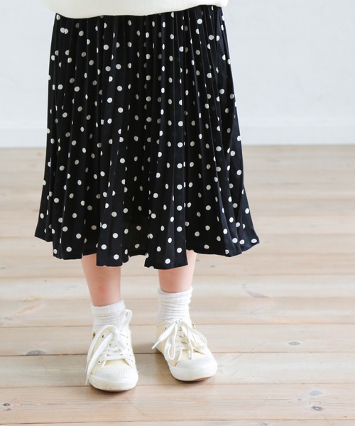 pairmanon(ペアマノン)の「【ママとおそろい】アコーディオンプリーツロング総柄スカート(その他パンツ・キッズ・ベージュ系その他/グリーン系その他/ブラウン系その他3/ブルー系その他2/ライトパープル/ブルー系その他3/ピンク系その他/グリーン/ブラック×ホワイト/レオパード/ブラック系その他2/ホワイト系その他/ブラウン系その他2・100/110/120/130/140/150/90)」の3枚目の写真