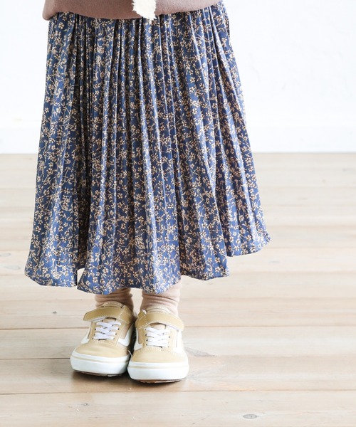 pairmanon(ペアマノン)の「【ママとおそろい】アコーディオンプリーツロング総柄スカート(その他パンツ・キッズ・ベージュ系その他/グリーン系その他/ブラウン系その他3/ブルー系その他2/ライトパープル/ブルー系その他3/ピンク系その他/グリーン/ブラック×ホワイト/レオパード/ブラック系その他2/ホワイト系その他/ブラウン系その他2・100/110/120/130/140/150/90)」の9枚目の写真