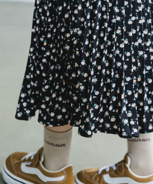 pairmanon(ペアマノン)の「【ママとおそろい】アコーディオンプリーツロング総柄スカート(その他パンツ・キッズ・ベージュ系その他/グリーン系その他/ブラウン系その他3/ブルー系その他2/ライトパープル/ブルー系その他3/ピンク系その他/グリーン/ブラック×ホワイト/レオパード/ブラック系その他2/ホワイト系その他/ブラウン系その他2・100/110/120/130/140/150/90)」の22枚目の写真