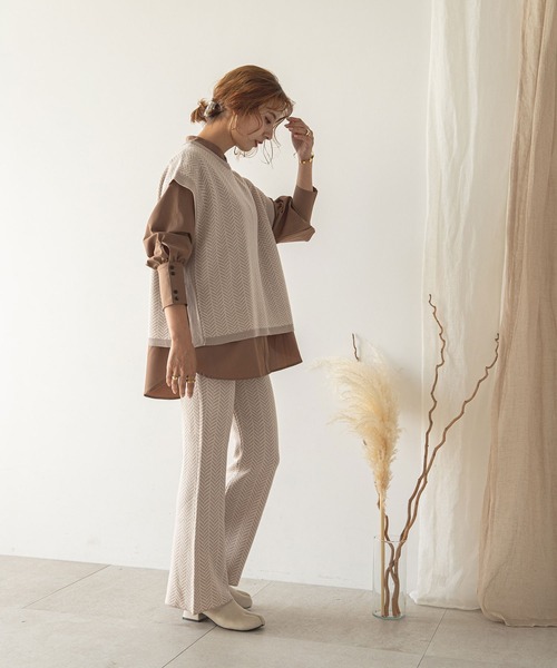 rectangle（レクタングル）の「ヘリンボーン柄ジャガードニットベスト（ベスト・レディース・ベージュ/オリーブ/ブラック・FREE）」の7枚目の写真