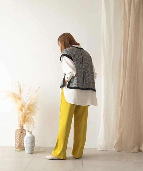 rectangle（レクタングル）の「ヘリンボーン柄ジャガードニットベスト（ベスト・レディース・ベージュ/オリーブ/ブラック・FREE）」の13枚目の写真