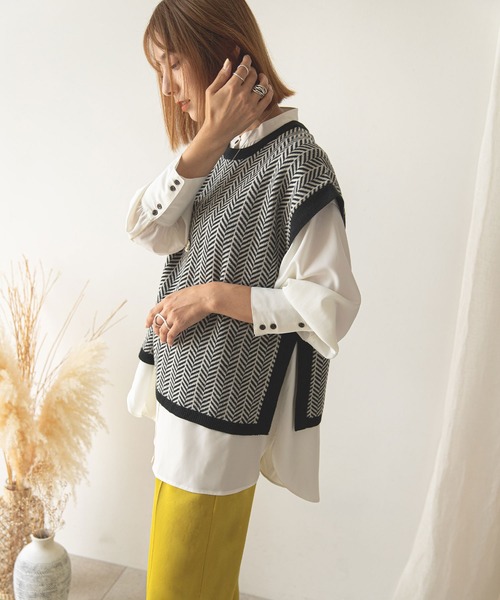 rectangle（レクタングル）の「ヘリンボーン柄ジャガードニットベスト（ベスト・レディース・ベージュ/オリーブ/ブラック・FREE）」の14枚目の写真
