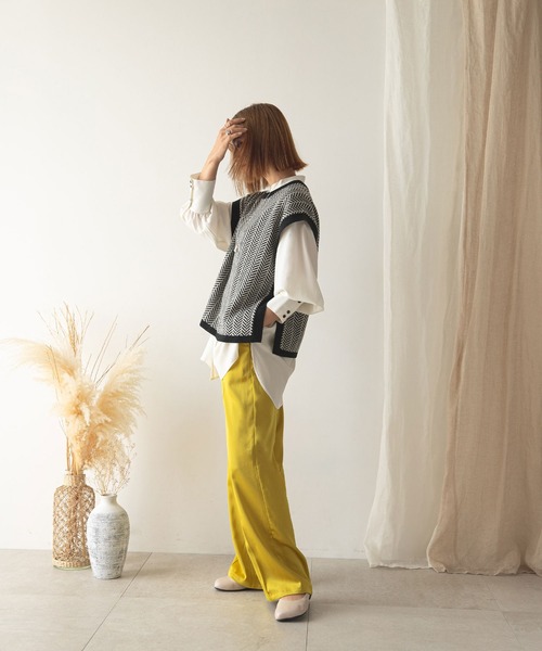 rectangle（レクタングル）の「ヘリンボーン柄ジャガードニットベスト（ベスト・レディース・ベージュ/オリーブ/ブラック・FREE）」の16枚目の写真