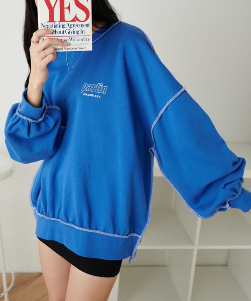 WEGO(ウィゴー)の「WEGO/【WEB限定】インサイドアウトステッチロゴプルオーバー(スウェット・レディース・ブルー/ホワイト/グリーン/ブラック/杢グレー/ピンク・FREE)」の5枚目の写真