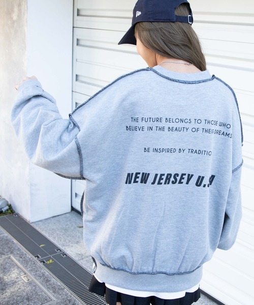 WEGO(ウィゴー)の「WEGO/【WEB限定】インサイドアウトステッチロゴプルオーバー(スウェット・レディース・ブルー/ホワイト/グリーン/ブラック/杢グレー/ピンク・FREE)」の14枚目の写真