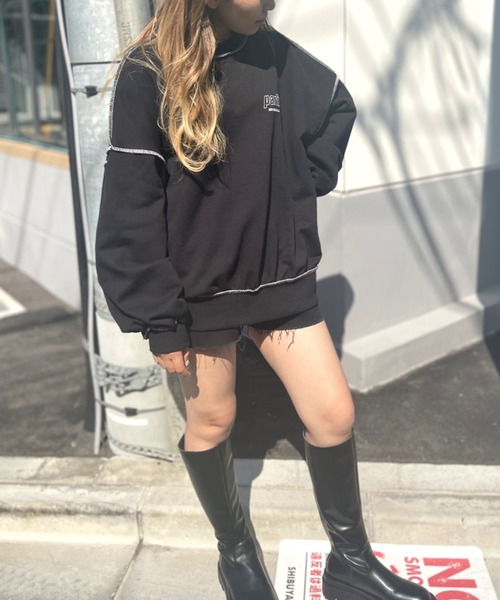 WEGO(ウィゴー)の「WEGO/【WEB限定】インサイドアウトステッチロゴプルオーバー(スウェット・レディース・ブルー/ホワイト/グリーン/ブラック/杢グレー/ピンク・FREE)」の19枚目の写真