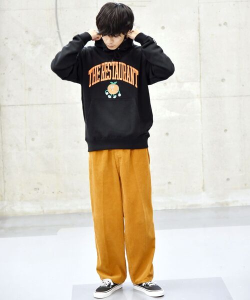 Russell Athletic（ラッセルアスレティック）の「【WEB限定/SHIPS別注】RUSSELL ATHLETIC: ビッグシルエット プリント パーカー (トレーナー)（パーカー・メンズ・ライトグレー/ブラック/グレー・SMALL/MEDIUM/LARGE/X-LARGE）」の8枚目の写真