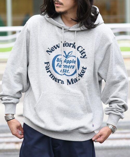 Russell Athletic（ラッセルアスレティック）の「【WEB限定/SHIPS別注】RUSSELL ATHLETIC: ビッグシルエット プリント パーカー (トレーナー)（パーカー・メンズ・ライトグレー/ブラック/グレー・SMALL/MEDIUM/LARGE/X-LARGE）」の5枚目の写真