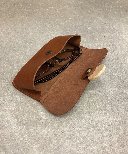 TIDEWAY(タイドウェイ)の「WOOD 眼鏡CASE(メガネ・メンズ・ブラウン/ネイビー/ブラック・FREE)」の7枚目の写真