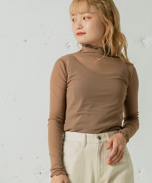 mikke（ミッケ）の「ハイネックシアーメロートップス（Tシャツ