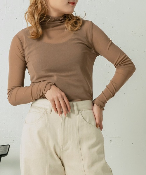 mikke(ミッケ)の「ハイネックシアーメロートップス(Tシャツ/カットソー・レディース・ネイビー/アイボリー/モカ・FREE)」の13枚目の写真