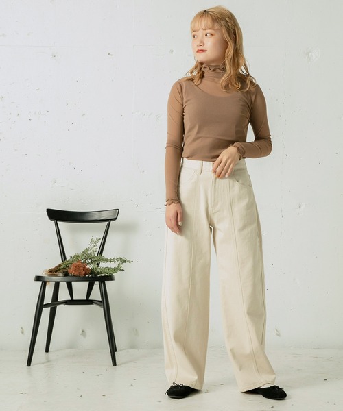 mikke(ミッケ)の「ハイネックシアーメロートップス(Tシャツ/カットソー・レディース・ネイビー/アイボリー/モカ・FREE)」の14枚目の写真